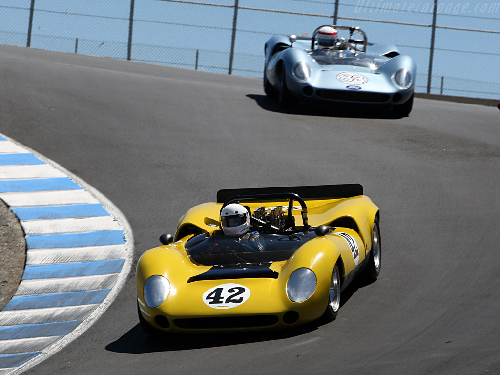 Lola-T70-Spyder-Chevrolet_5