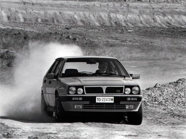 Lancia Delta Integrale (2)
