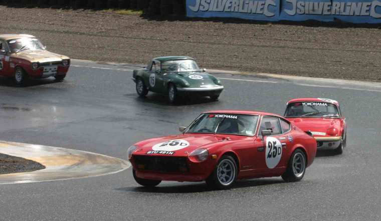 Datsun-240Z-classic-race