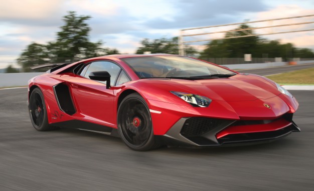 2016-Lamborghini-Aventador-LP750-4-SV-155-e1435602904751-626x382